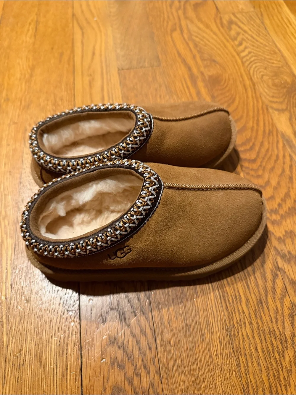UGG Tasman Chestnut